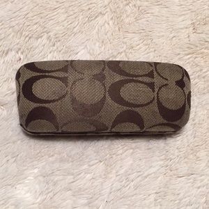 ⬇️Coach Signature Glasses Sunglasses Hard Case